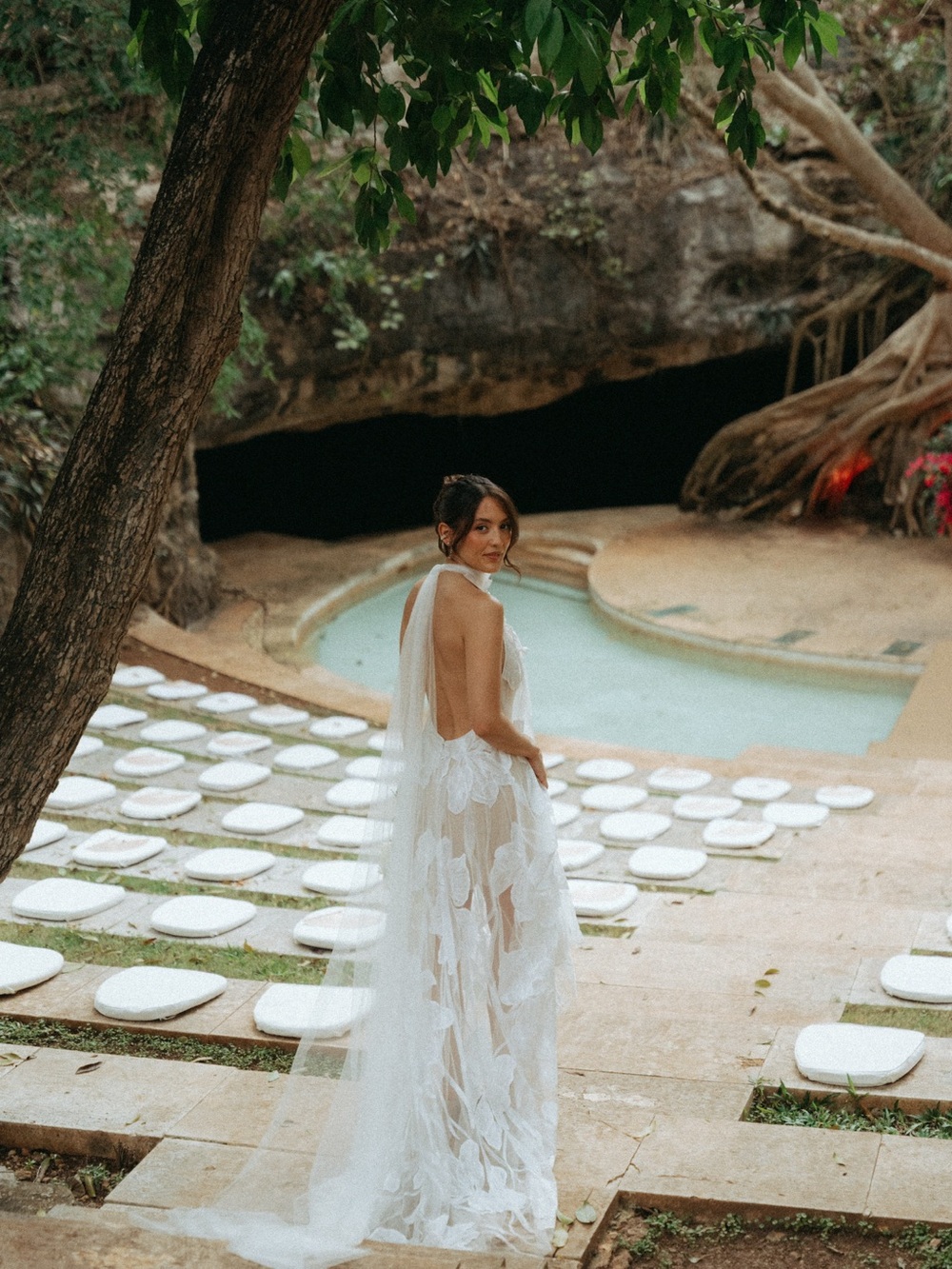 Anna Kara Deia White wedding dress